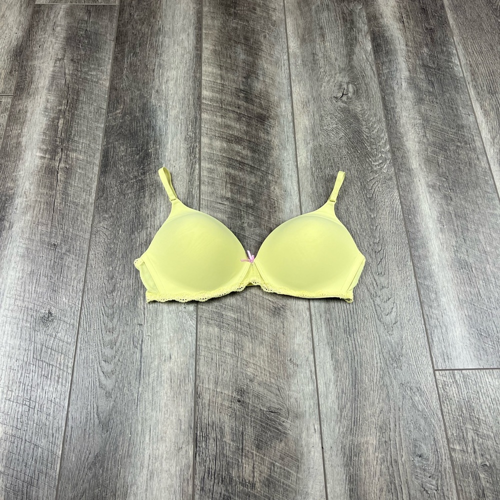 36C VS Yellow No Wire Bra‎